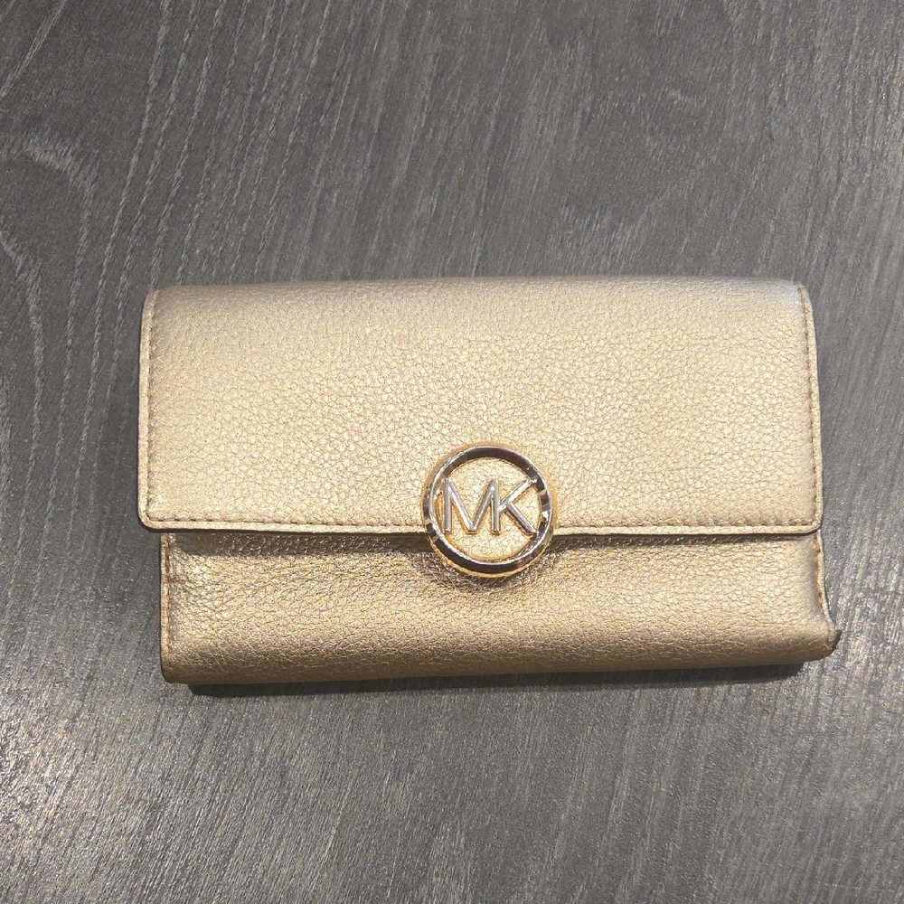 Michael Kors Metallic Gold Wallet